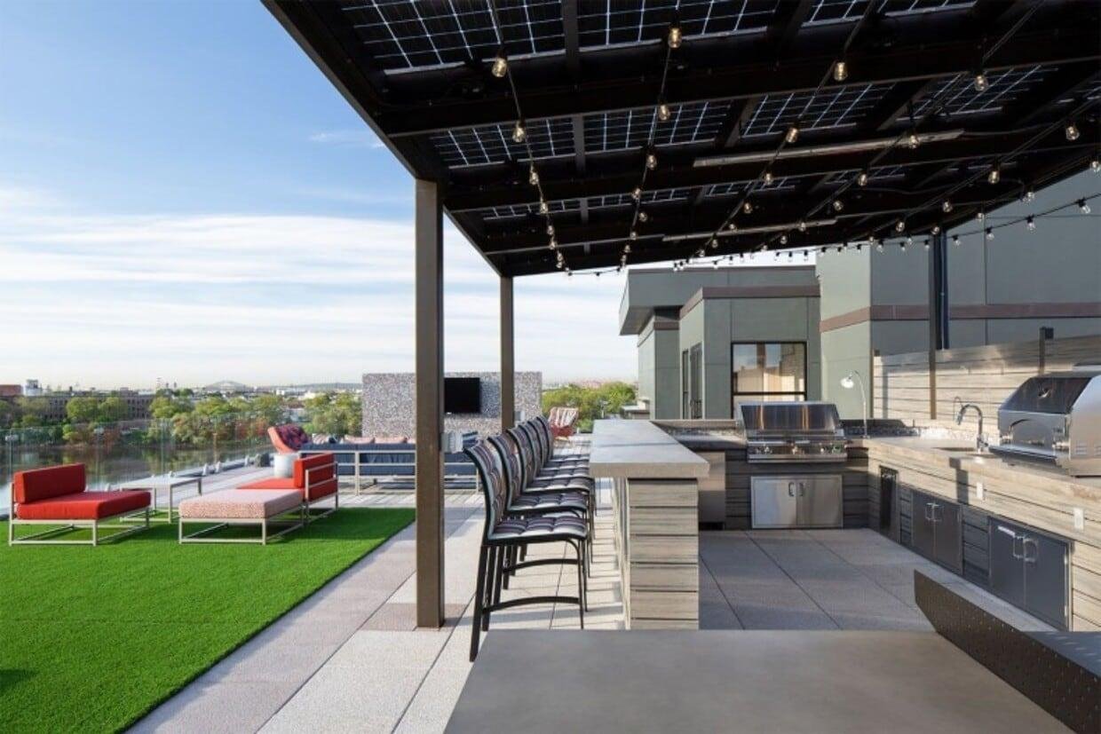 Residential building with rooftop space for integrated solar system